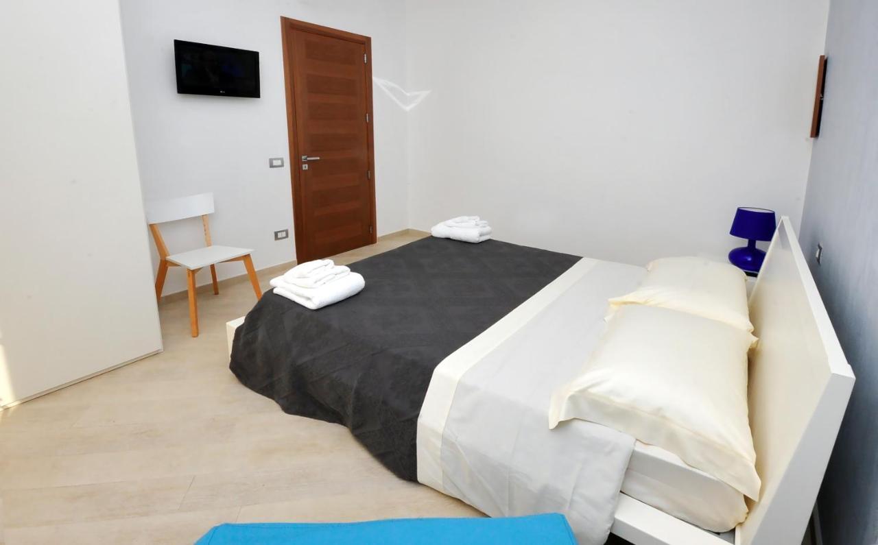 La Darsena Bed & Breakfast กัลลีโปลี ห้อง รูปภาพ